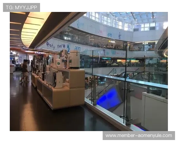 香港百老汇店铺购物攻略指南,教你如何高效选购心仪商品 香港百老汇店铺购物攻略指南,教你如何高效选购心仪商品