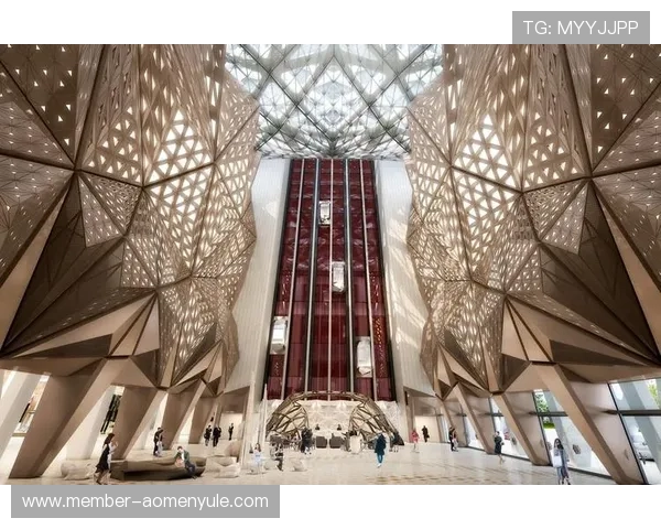 新濠天地：体验澳门最具代表性的奢华娱乐与休闲一站式服务中心